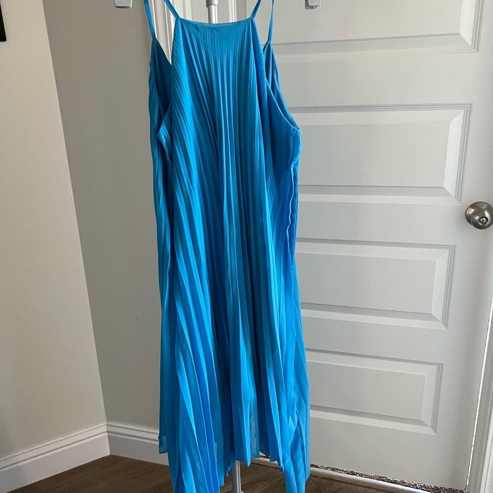 Cato Vibrant Blue Pleated Dress - Picture 3 of 6